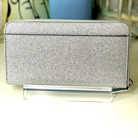 Kate Spade Glitter 🎉HP🎉Silver Zip Wallet NWT - Picture 5 of 12